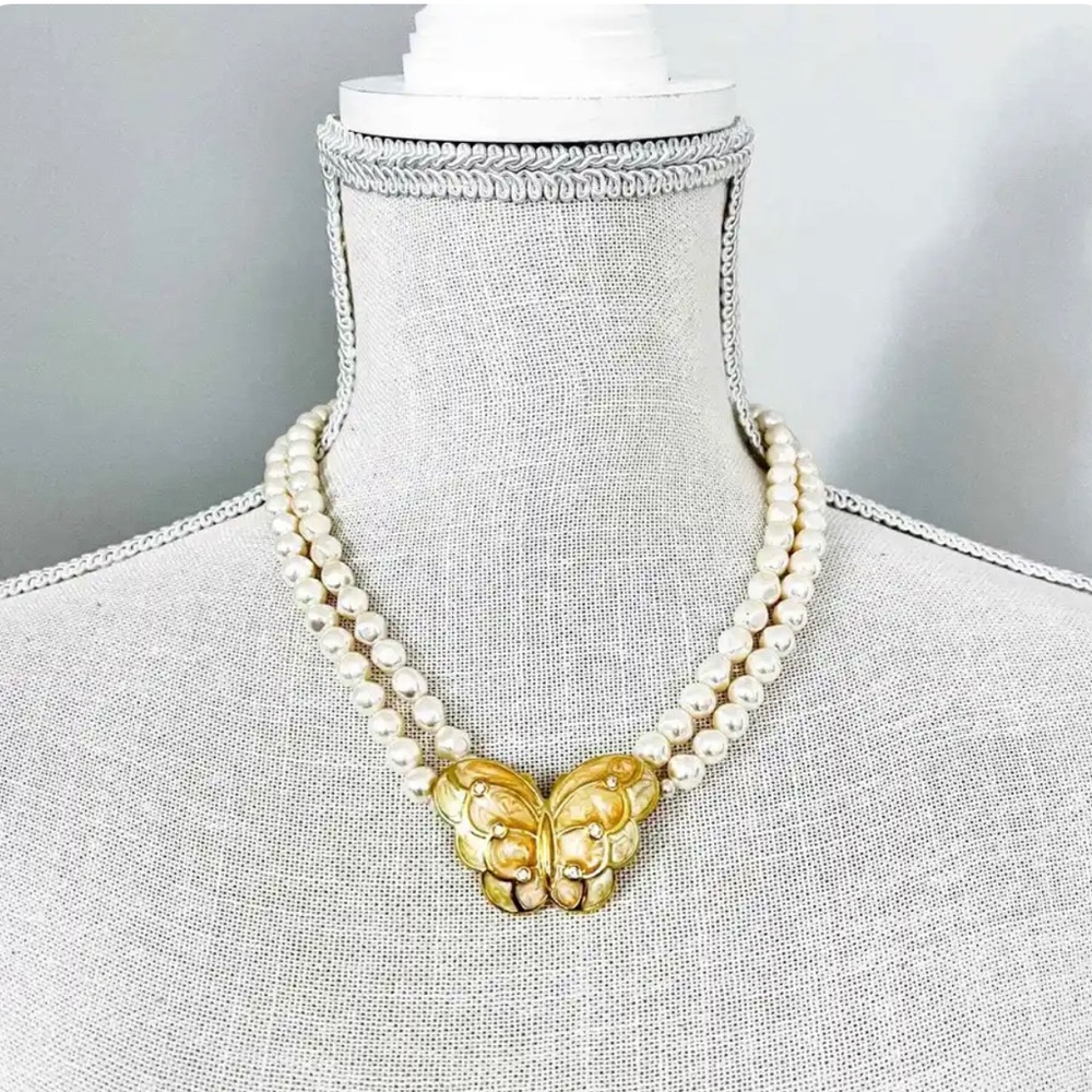Kenneth Jay Lane for Avon 1988 Enamel Butterfly Pearl Necklace